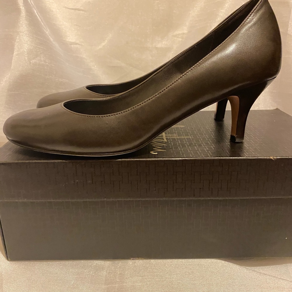 Cole Hann Rounded Heels